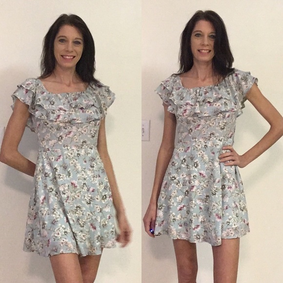 Floral Dress - Picture 2 of 4